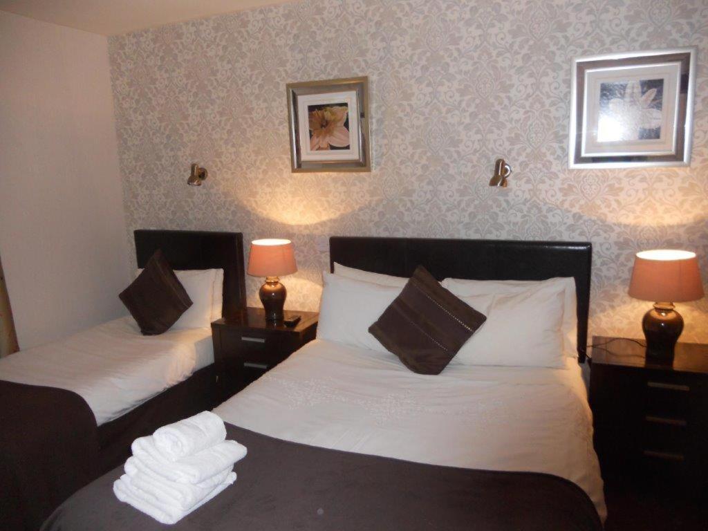 Leitrim Inn Carrick on Shannon Εξωτερικό φωτογραφία