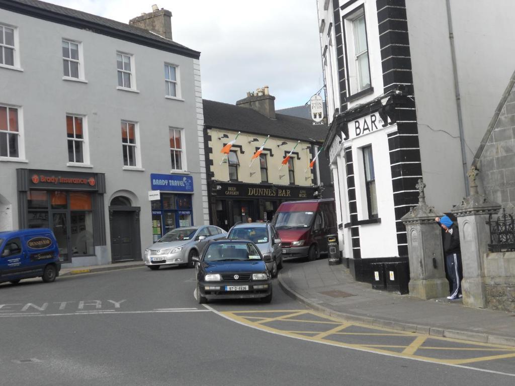 Leitrim Inn Carrick on Shannon Εξωτερικό φωτογραφία