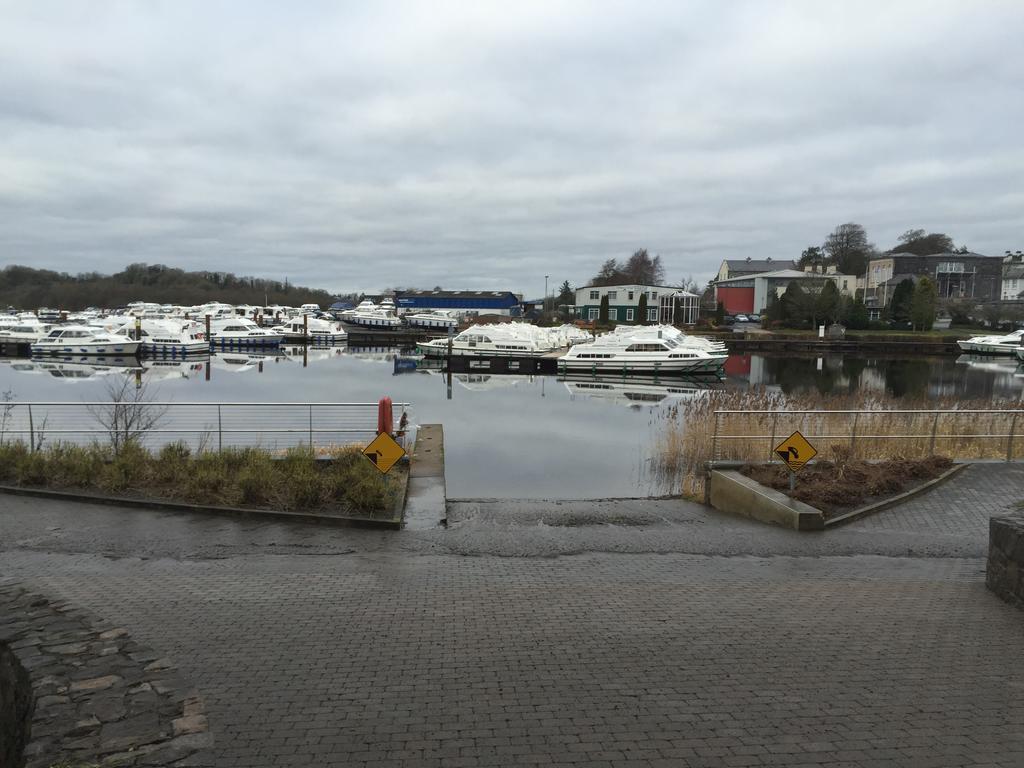 Leitrim Inn Carrick on Shannon Εξωτερικό φωτογραφία