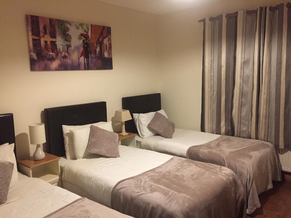 Leitrim Inn Carrick on Shannon Εξωτερικό φωτογραφία